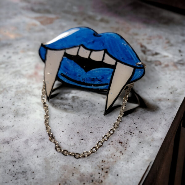 A Little Sketchy | Bite - Blue