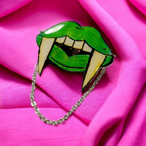 A Little Sketchy | Bite - Green