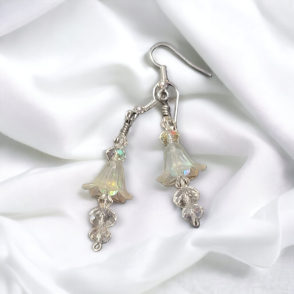 Snowdrop Earrings - Image 3